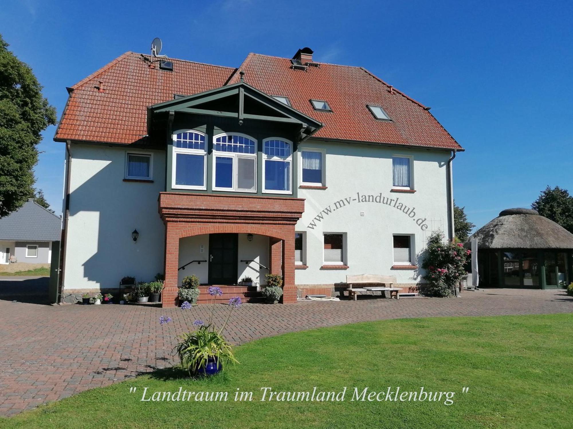 Landtraum Im Traumland Mecklenburg Apartment Warin ภายนอก รูปภาพ